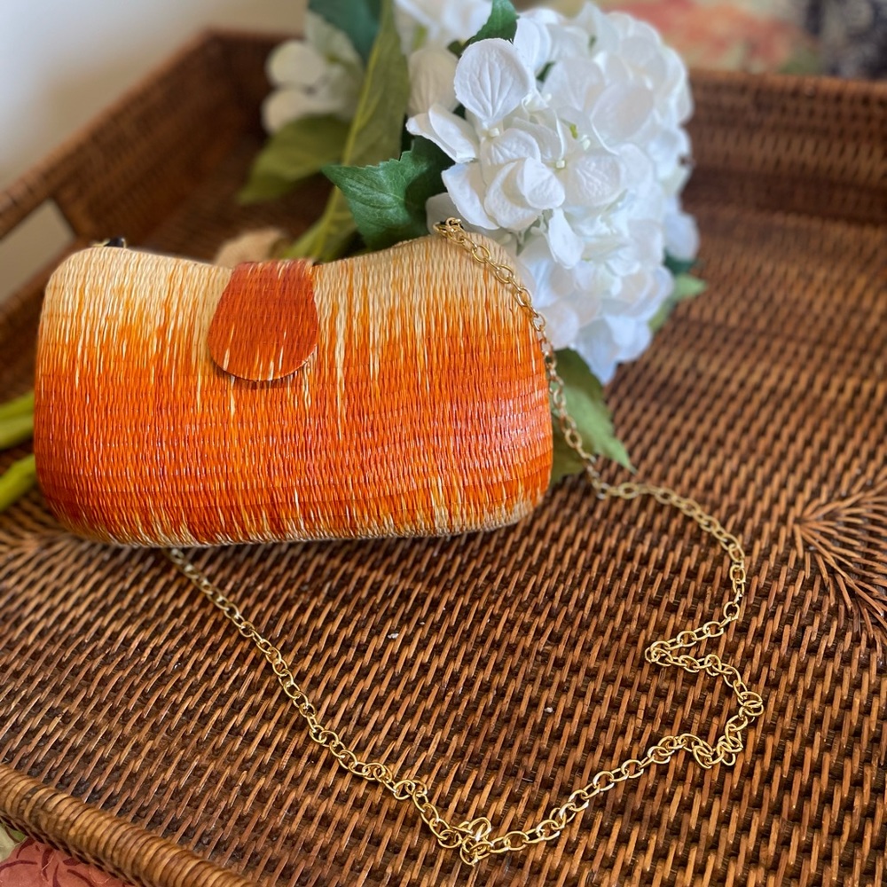 Unique Woven straw bicolour shoulder bag